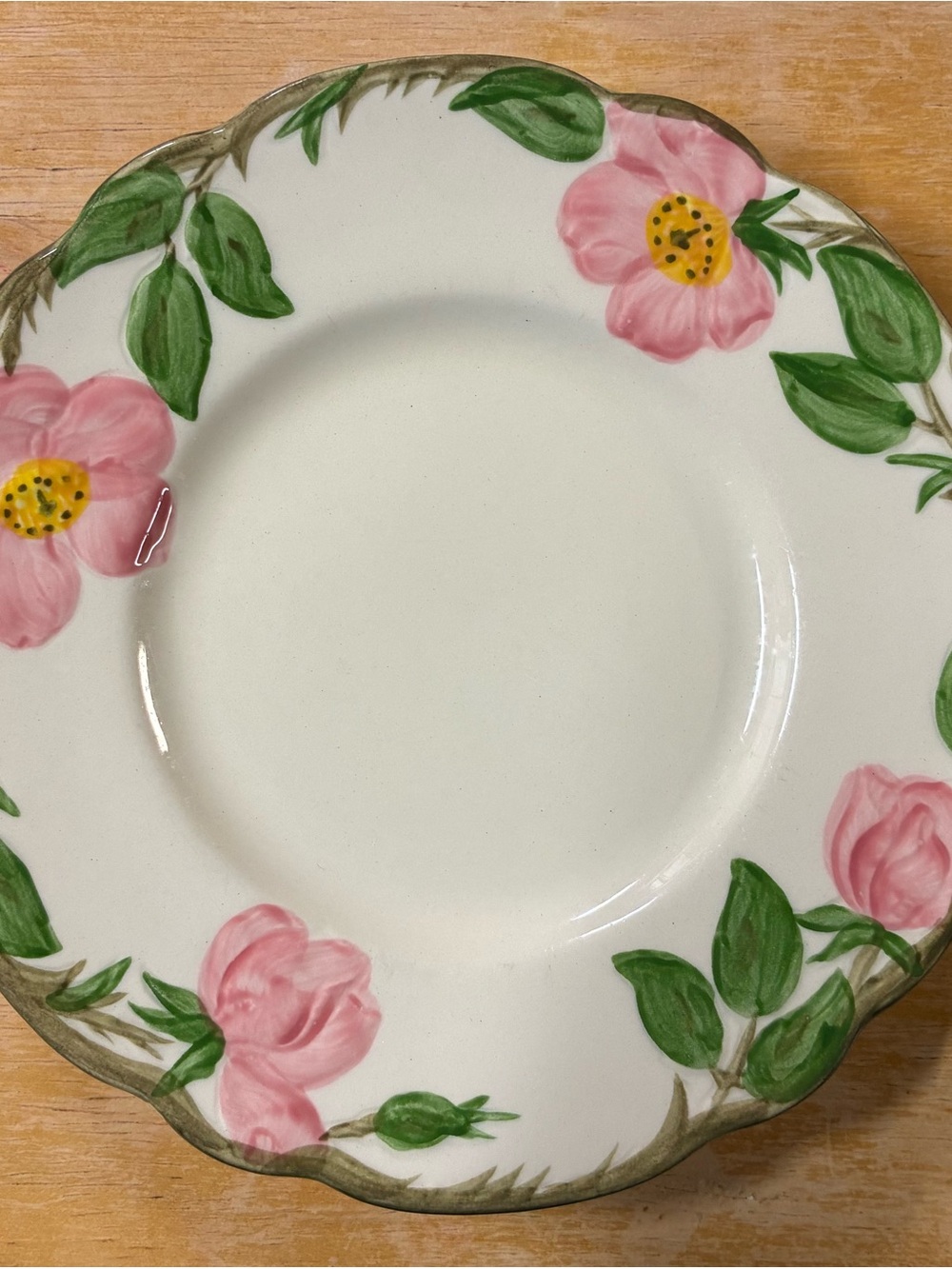 (1) Franciscan Desert Rose 6 1/4" Bread and Butter Plate California Vintage.